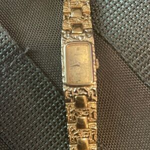 Pulsar Gold-Tone Linked Bracelet Watch